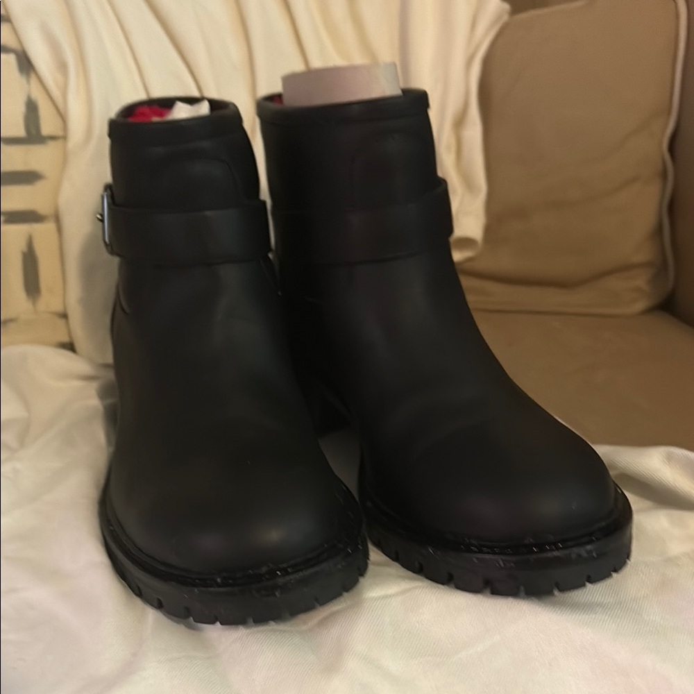 Fendi Black Ankle Boots with Elastic Panels